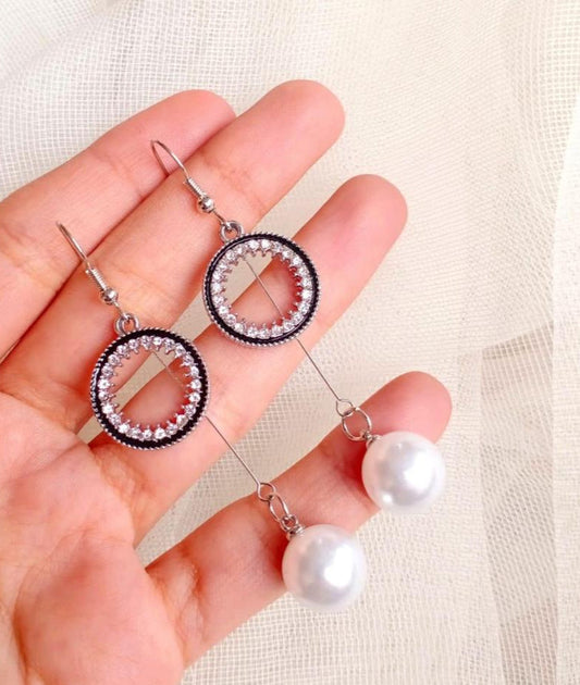 1 pair beautiful dangling earrings t4trendz